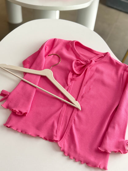 Pembe Bağcıklı Hırka