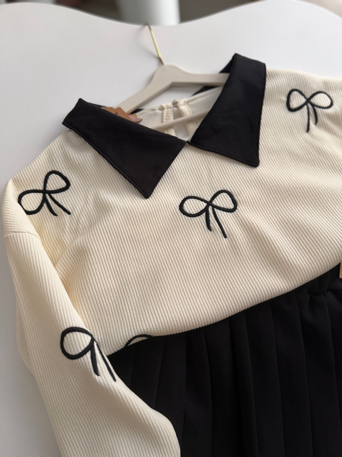 Polo Yaka Kurdele İşlemeli Sweat/Etek Takım