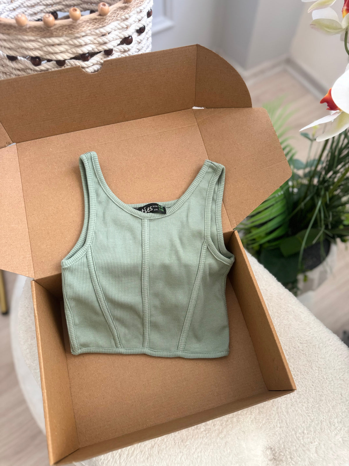 Nil Yeşili Korse Crop