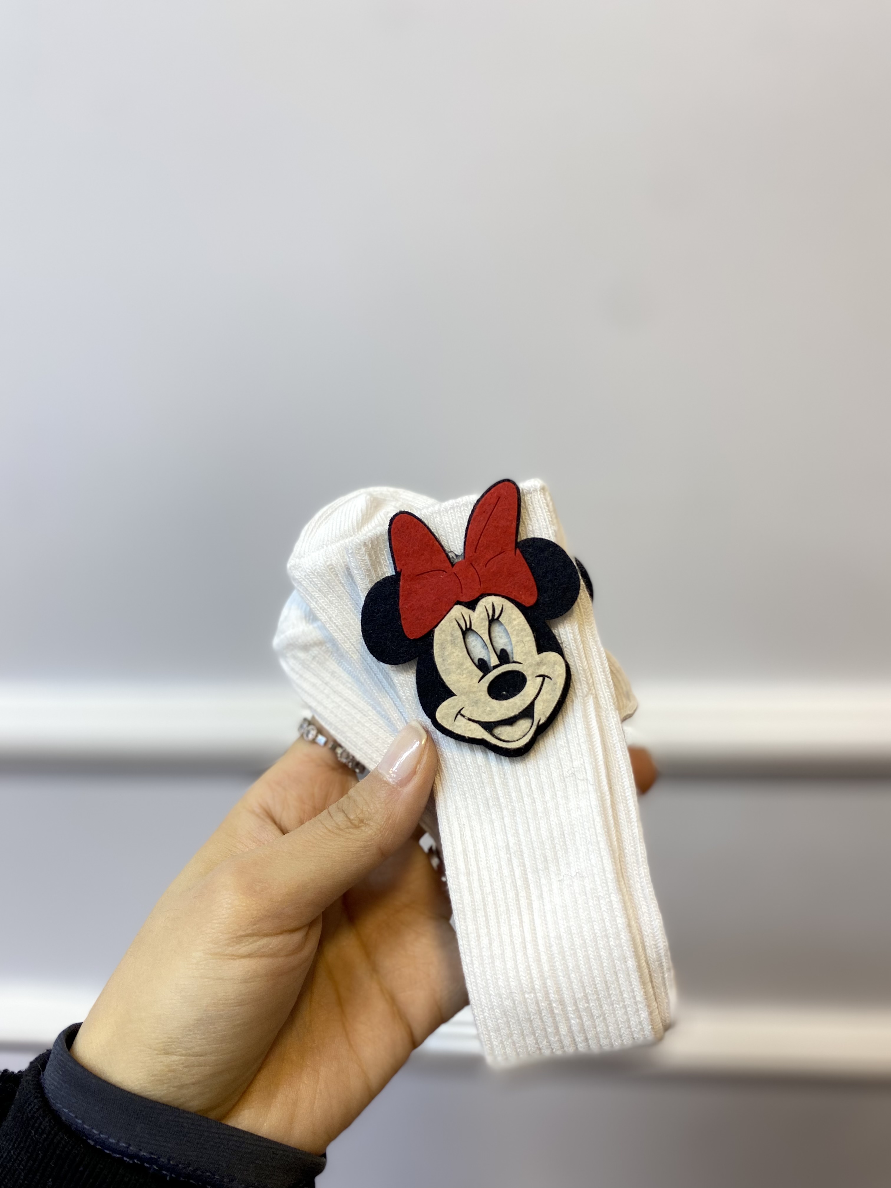 Beyaz Mickey Diz Altı