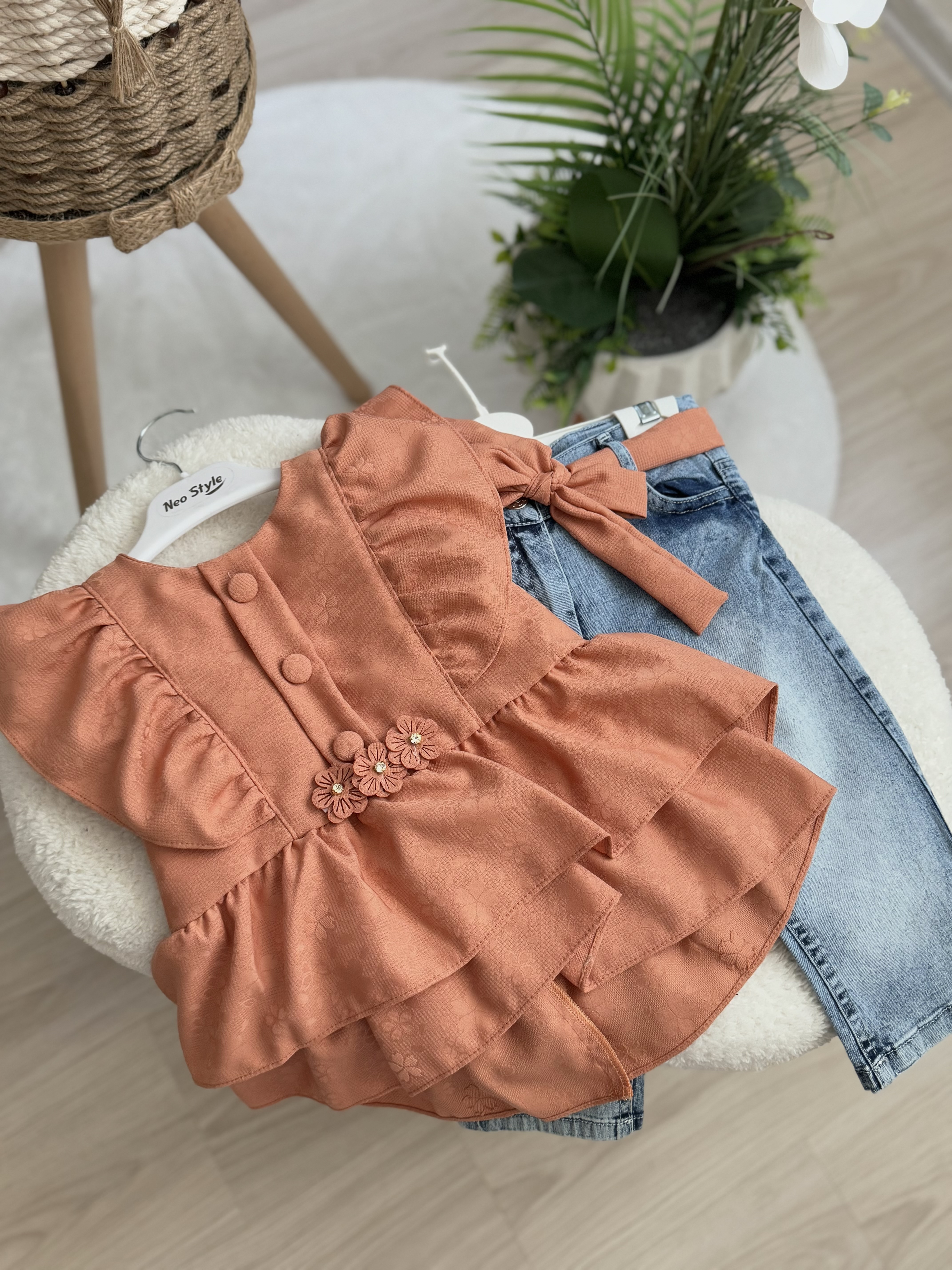 Tarçın Volanlı Bluz&Kuşaklı Pantolon