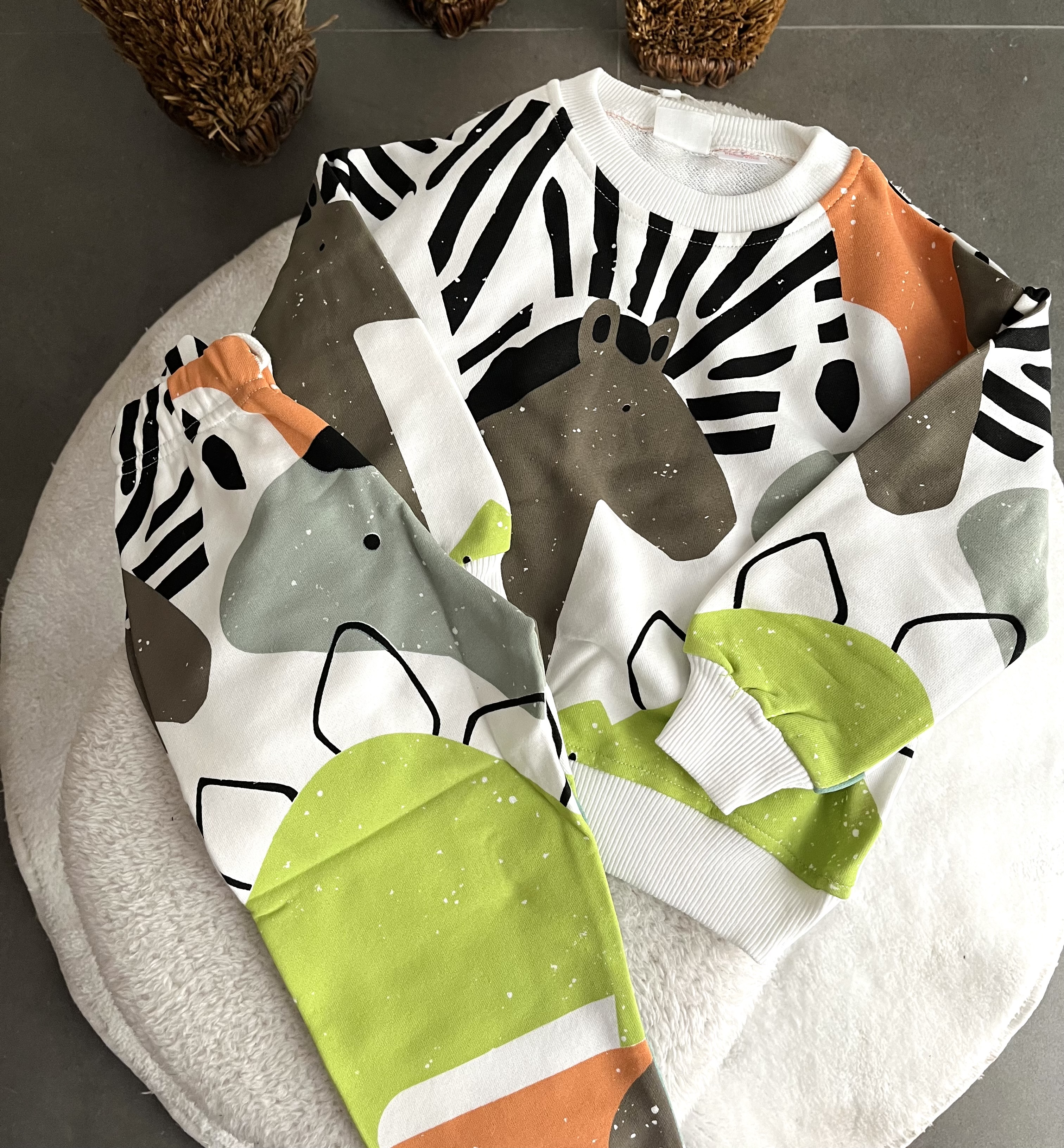 Beyaz Safari Eşofman Takımı