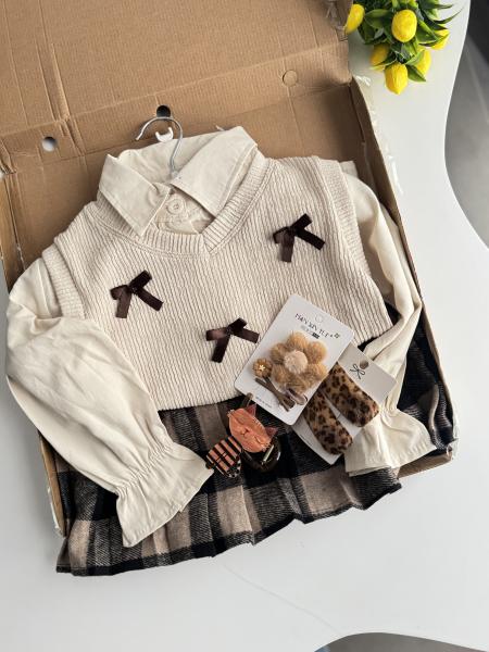 Süveterli Camel Kombin